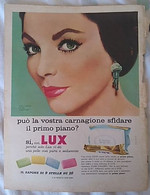 PUBBLICITA' ADVERTISING JOAN COLLINS SAPONE LUX FOGLIO PUBBLICITARIO RITAGLIO DA GIORNALE DEL 1960 - Affiches