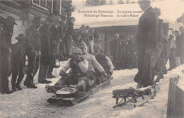 PIE-22-FO-2336 :  CONCOURS DE BOBSLEIGH. EN PLEINE COURSE. BOBSLEIGH-RENNEN. IN VOLLER FAHRT. SPORT - Port