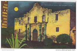 Texas San Antonio The Alamo By Night - San Antonio