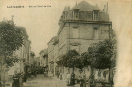 Labruguière * Rue De L'hôtel De Ville * Villageois - Labruguière