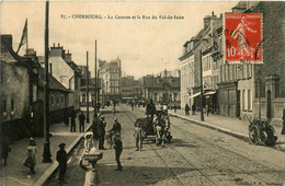 Cherbourg * La Caserne Et La Rue Du Val De Saire * Attelage - Cherbourg