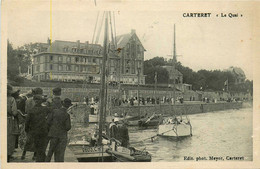 Carteret * Vue Sur Le Quai * Hôtel De La Mer * Bateaux - Carteret