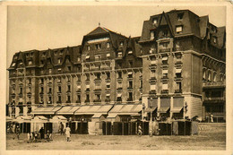 La Baule * Hôtel L'HERMITAGE Vu De La Plage * Cabines De Bain - La Baule-Escoublac