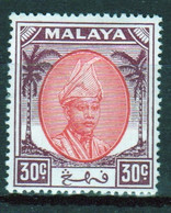 Malaysian State Pahang 1950 Single 30c Definitive Stamp In Mounted Mint Condition. - Pahang