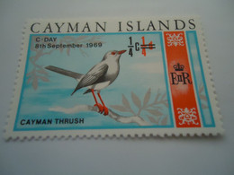 CAYMAN  MNH  STAMPS  BIRDS  OVERPRINT - Iles Caïmans