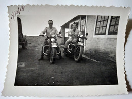 GUERRE INDOCHINE - TONKIN - Militaires Sur Motos De La Prévôté - 1953 - Photographie Argentique - TBE - Oorlog, Militair