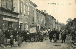 Bassoues * Avenue De Marciac * Commerce Magasin * Attelage * Villageois - Altri & Non Classificati