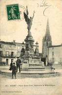 Niort * La Place St Jean * Statue De La République - Niort