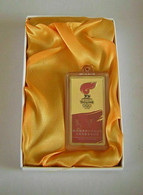 BEIJING 2008 OLYMPIC GAMES - Gold Plated Bar For The Torch Relay Of Beijing 2008 - Apparel, Souvenirs & Other