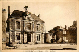 Bourgneuf En Retz * La Place De La Mairie * Hôtel De Ville - Bourgneuf-en-Retz