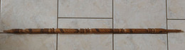 PIPE SUPERBE CALUMET De La PAIX INDIEN En BOIS Long : 1,06 Mètre Poids : 340 Grammes - Other & Unclassified