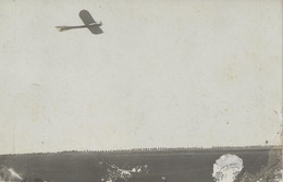 Carte Photographique Monoplan Hanriot En Vol (type Blériot). - ....-1914: Vorläufer