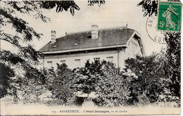 ANDREZIEUX - L'Hôtel Dessagne, Vu Du Jardin - Andrézieux-Bouthéon