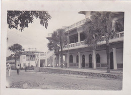Photo 1935  Afrique A E F Gabon Libreville Hôtel Centrale Réf 14949 - Afrique