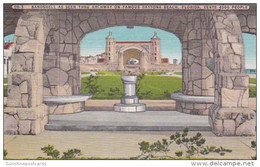 Florida Daytona Beach Bandshell As Seen Thru Archway - Daytona