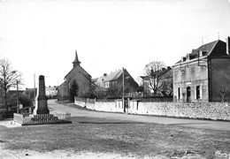 23-SAINT-PRIEST-LA-FEUILLE- LA PLACE DE LA MAIRIE - Autres & Non Classés