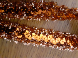 GALON RUBAN Paillettes Sequins Façon "guirlande" 15 Mm ORANGE COUTURE MERCERIE - Dentelles Et Tissus