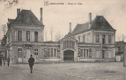 LENCLOITRE. - Hôtel De Ville - Lencloitre