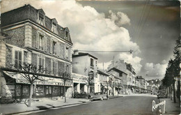 VILLENEUVE SAINT GEORGES - Avenue Carnot. - Villeneuve Saint Georges