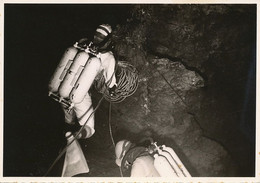 Plongée Scaphandre Scaphandrier   Scuba Diving Diver  Fontaine Vaucluse 1955 - Altri