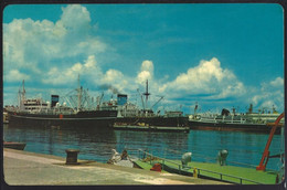 CP Foto:Tomás Saldãna-Mexique, A Section Of The Busy Port Of Veracruz, Paquebot Et Cargos Divers . Non Circulé - Piroscafi