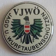 VJWO JAGD UND. WURFTAUBENSCHÜTZEN Austria Archery Shooting Clay Pigeons    PIN BADGE A5/9 - Tiro Al Arco