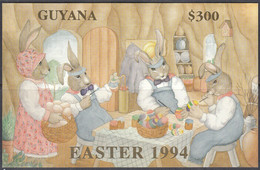 Guyana 1994 - Easter - Miniature Sheet With Gold Print Mi Block 395 ** MNH - Marionetas