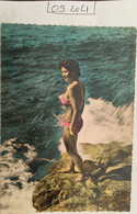 Cpm écrite En 1951, Pin-up Sur Un Rocher "Série Caresse De La Vague", éd D'Art Meunier - Pin-Ups