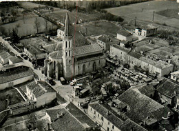 Solomiac * Vue Aérienne De La L'église Et La Place Du Foirail * Marché Aux Bestiaux - Autres & Non Classés