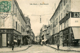 Niort * La Rue Ricard * Commerces Magasins - Niort