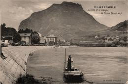 Grenoble * L'isère Et Le Casque * Bac Passeur - Grenoble