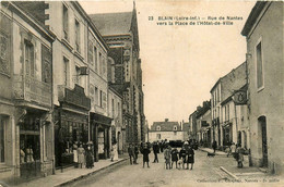 Blain * La Rue De Nantes * Vers La Place De L'hôtel De Ville * Tailleur DAVID * Commerces Magasins - Blain