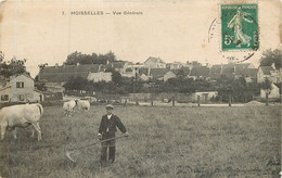 MOISSELLES Un Faucheur à La Moisson - Moisselles