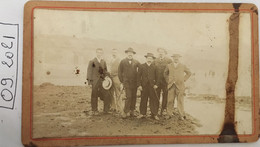 Photo (format Cdv)  Du 15 Août 1901, Groupe De 6 Hommes à  BOULOGNES SUR MER (plage?) - Orte