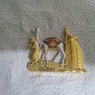 United Arab Emiratas-DABAI-Tourist Sites In Dubai With A Magnetic Landscape With Strong Metal And Gold Plating(10)-new P - Animales & Fauna