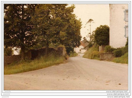 CHASTRES ..-- WALCOURT ..--  Vue Du Village . - Walcourt