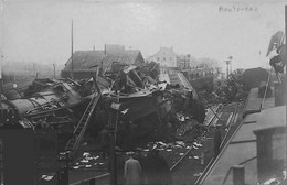 MONTEREAU -Carte-Photo --Catastrophe Du 23/10/10  à 23:35 H, En Gare- - Montereau