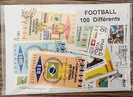 FOOTBALL Lot De 100 Timbres Tous Differents Neufs Et Oblitérés. Satisfaction Assurée - Autres & Non Classés