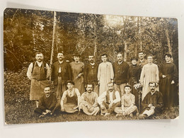 CPA - Photo De Famille Ou D'Artisans / Petite Entreprise - Forêt - A Identifier - 1907 - Fotos
