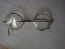 1 Paire De Lunette Ancienne Milieu 20e Ou Antérieur (lecture) - Style Laiton Cuivre Argenté ? (tache Vert De Gris!) Vis - Glasses