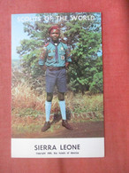 Sierra Leone    Scouts Of The World.        Ref 5583 - Sierra Leone