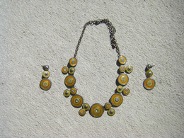 Collier Avec Une Paire De Boucles D'oreilles Assorties Vintage - Necklaces/Chains