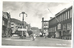 Venlo, Parade (met Klassieke Auto's VW Kever) - Venlo