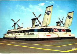 Carte POSTALE  Ancienne De  AEROGLISSEURS - Hovercraft - Aéroglisseurs