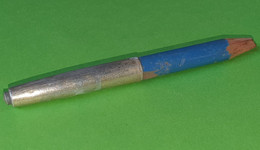 Ancien CRAYON MINE Pour Porte Crayon - Métal Argenté (ou Doré D'origine ?) - Etat D'usage - Années 1950 - Stylos