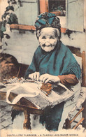 CPA Dentellière Flamande - A Flamish Lace Maker Woman - Craft