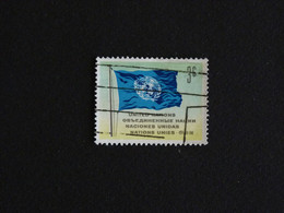 NATIONS UNIES UNITED NATIONS ONU NEW YORK YT 101 OBLITERE - DRAPEAU FLAG - Used Stamps