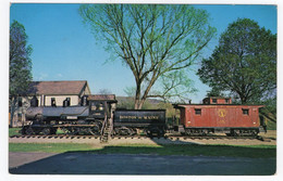 Old Steam Engine And Caboose At White River Junction, Vermont - Other