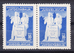 Yugoslavia Republic, Post-War Constitution 1945 Mi#490 I And II Pair, Mint Never Hinged - Unused Stamps