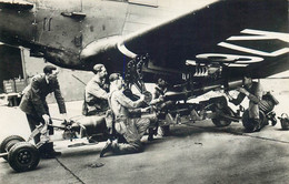 ROYAL AIR FORCE  Sous Officier Controle Le Chargement Des Bombes (legerpliucentr) - 1939-1945: 2. Weltkrieg